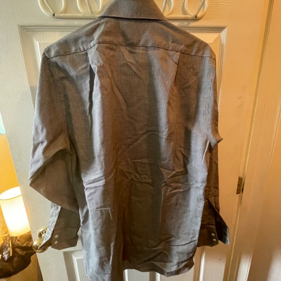 Button up - Picture 4 of 7